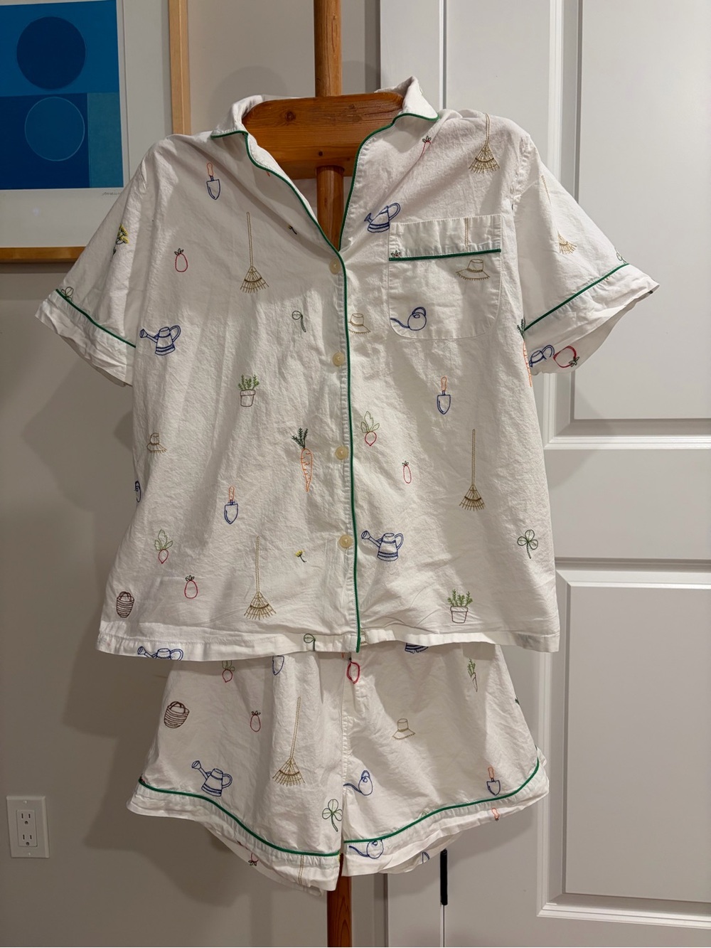 Printfresh Embroidered White Garden Tools Short Pajama Set with Green Trim Large